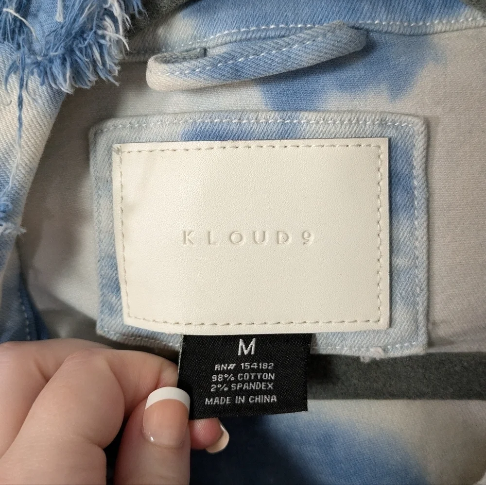 Kloud9 Streetwear Distressed Tie Dyed Graffiti White Button Up Denim Jacket Med.